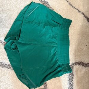 lululemon emerald green hotty hot Shorts - lining cut